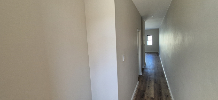 To Let 2 Bedroom Property for Rent in Sandown Western Cape